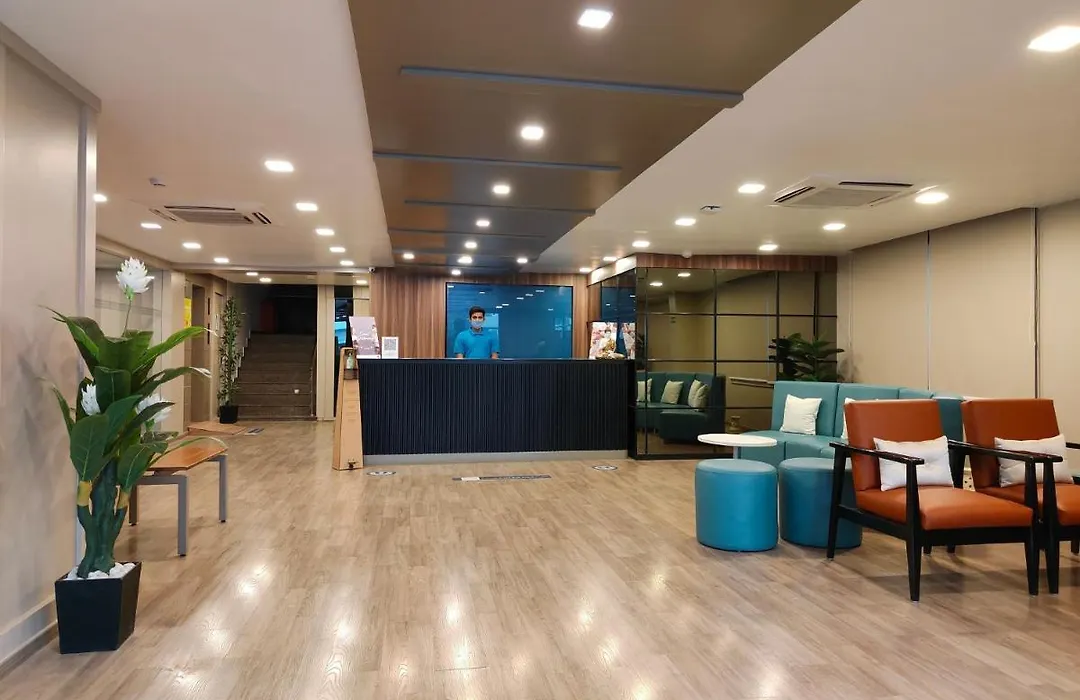 Kanak Beacon Hotel - Ashram Road Ahmedabad-1